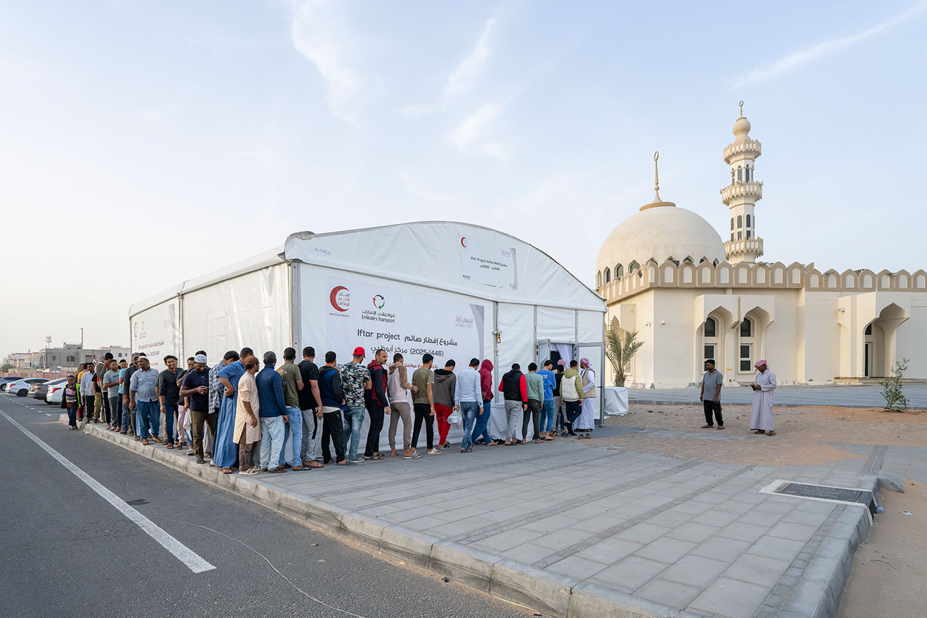 Emirates Transport and UAE Red Crescent Now Unite for a Ramadan of Giving!